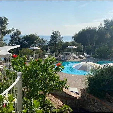 Hotel Villa Delle Meraviglie-3
